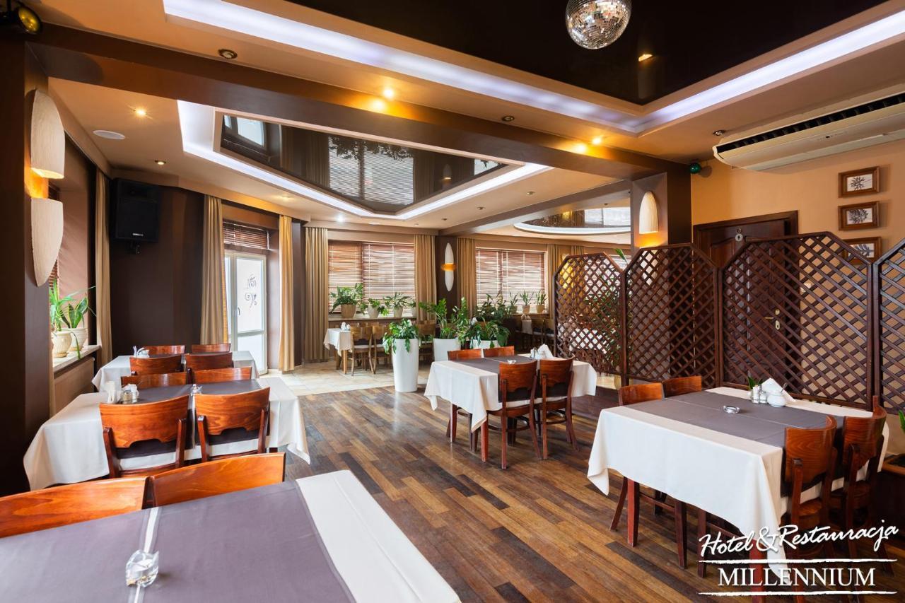 Hotel Millennium شاسْنيشْ المظهر الخارجي الصورة